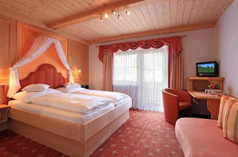 Classic Quadruple Room